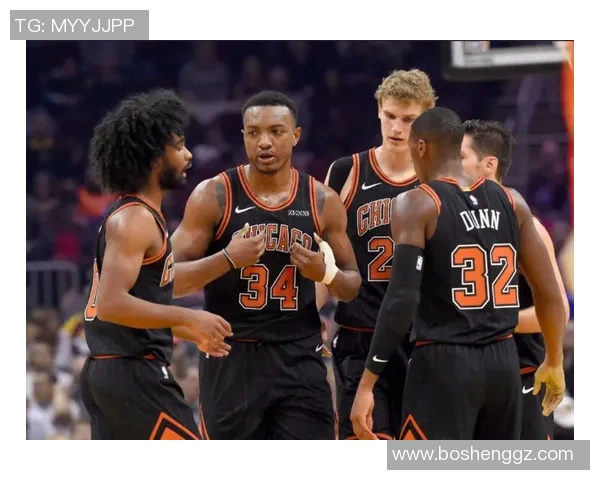 浙江东阳光成功晋级季后赛,球迷热情庆祝球队取得胜利 浙江东阳光成功晋级季后赛,球迷热情庆祝球队取得胜利